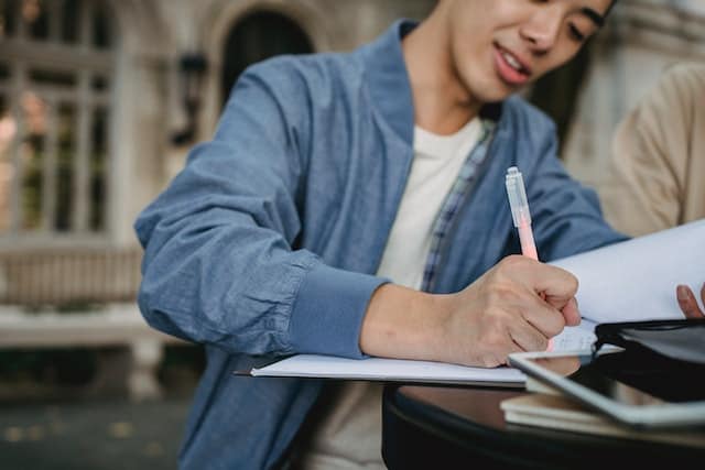 Why You Should Include Quizzes in Your Courses