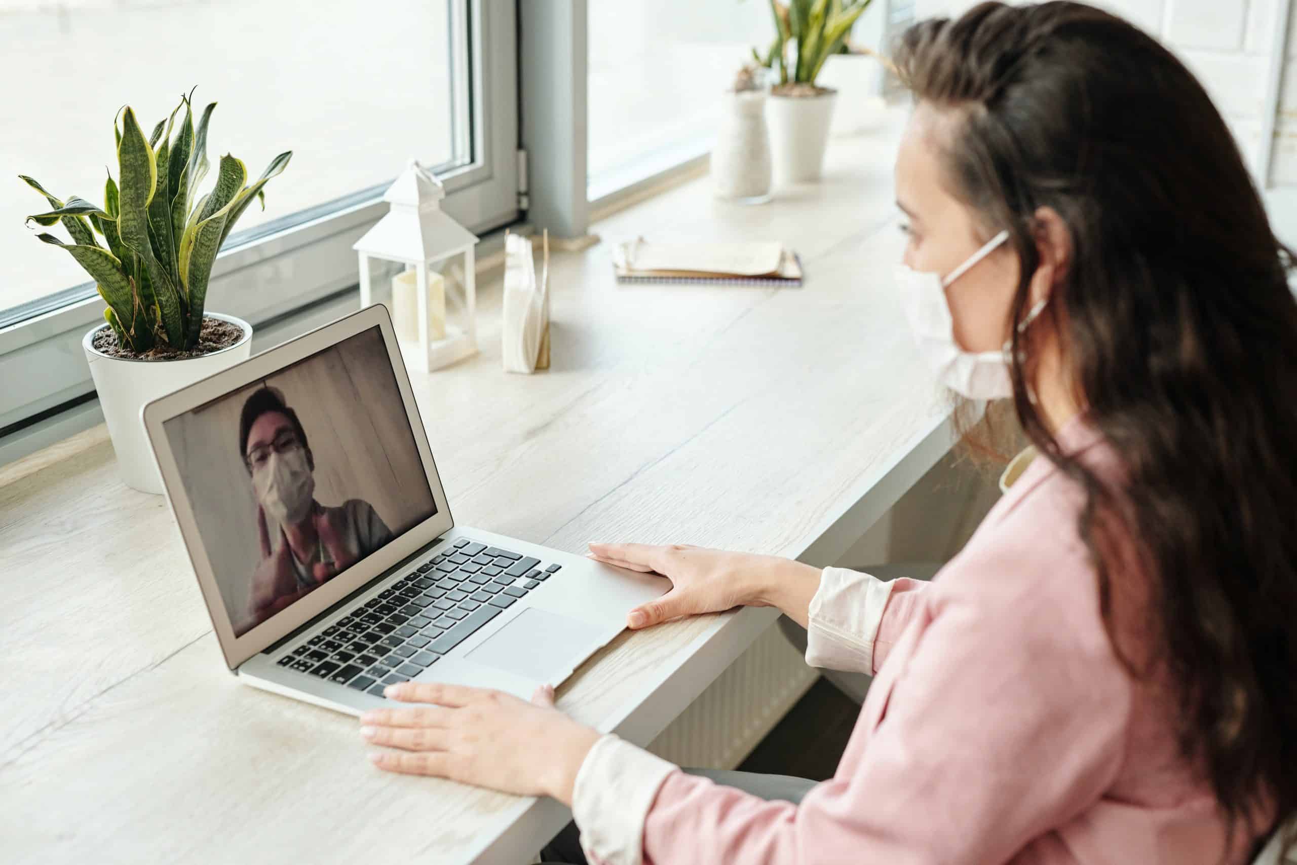 woman having a video call 4031818 scaled
