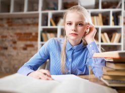 beautiful blond hair blue 1326946 min