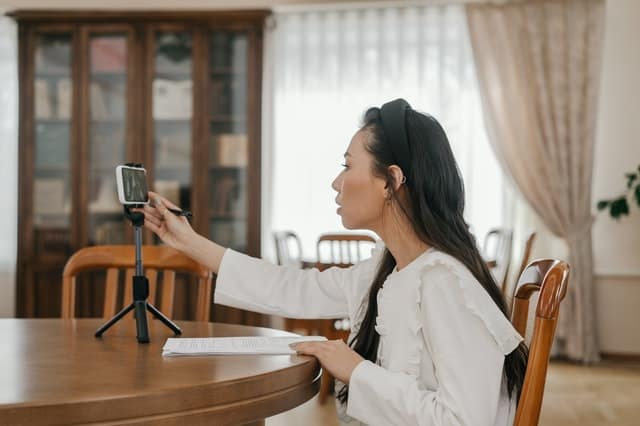 6 Myths About Mobile Learning