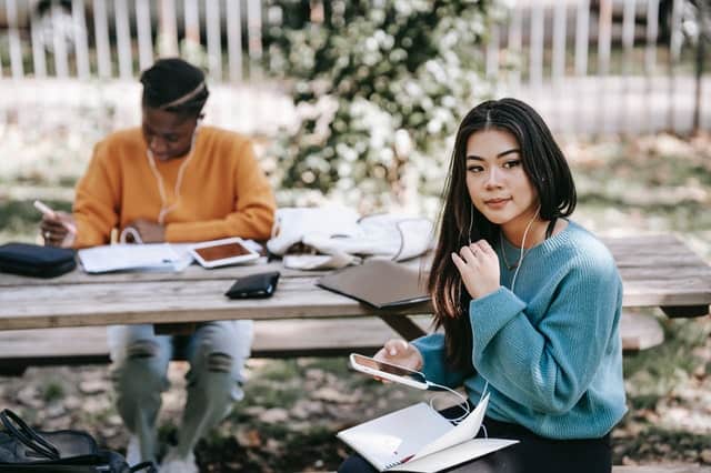 The Differences Between Mobile Learning And eLearning