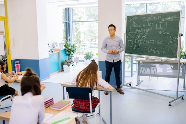 Reasons to become a teacher