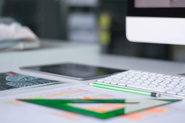 Which is Better: Self-Study or Studying With a Tutor?