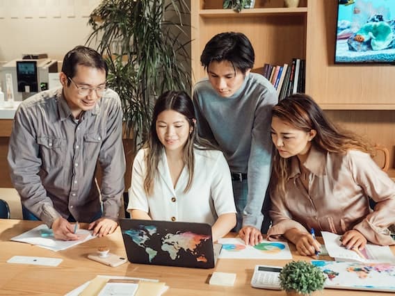 8 Common Mistakes to Avoid when Switching from Traditional to Online Training