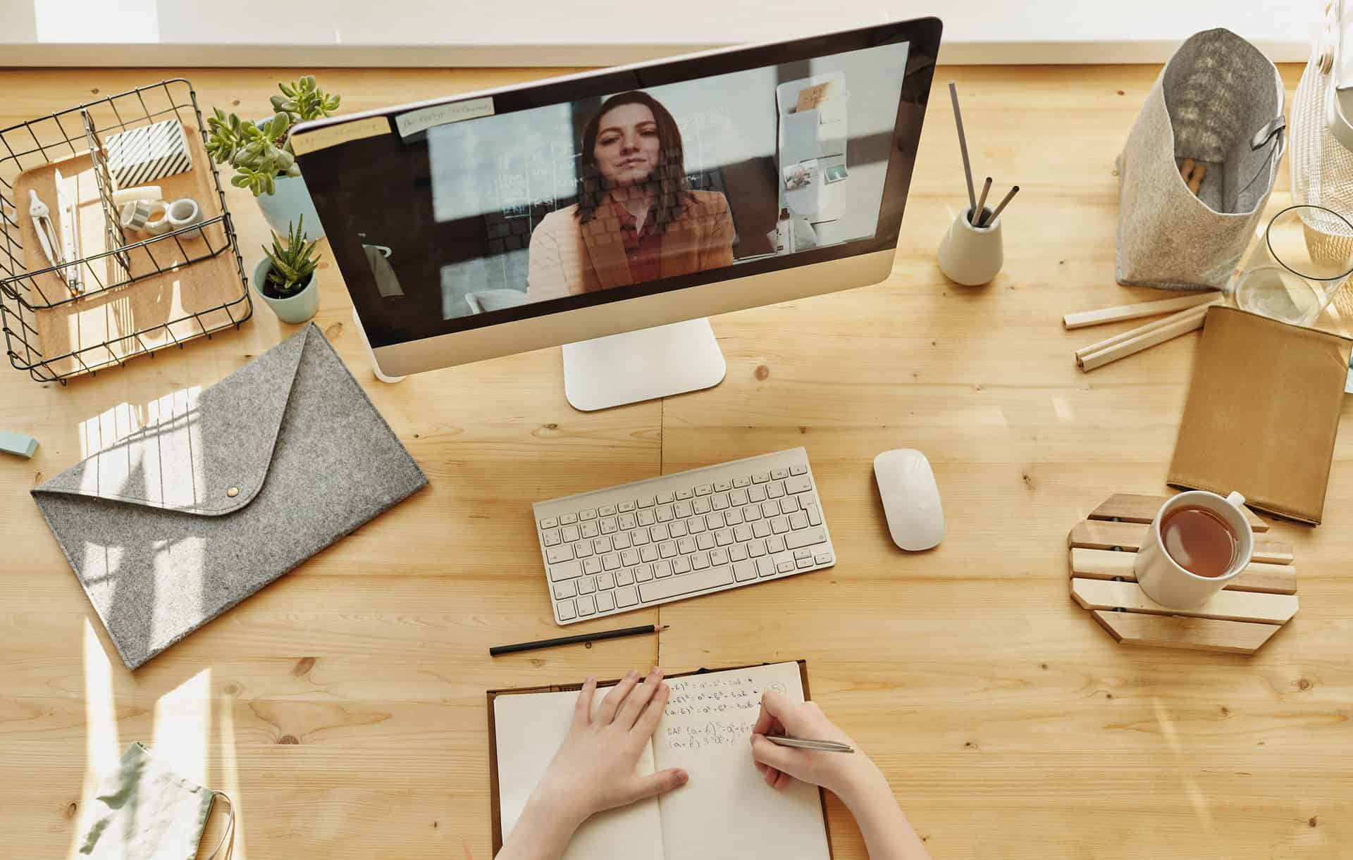Lms Vs Elearning Platforms The Key Differences Lms Vs Elearning Platforms The Key Differences