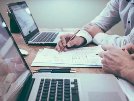 Simple Tips for Students Aiming for a Career in Finance 1 Simple Tips for Students Aiming for a Career in Finance 1