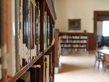 The Luxury of Choice – How to Choose the Right Scholarship for You The Luxury of Choice – How to Choose the Right Scholarship for You