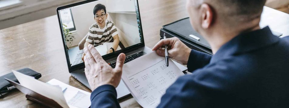 How Online Education Truly Helps: Is eLearning Good For The Education System And Society? How Online Education Truly Helps: Is eLearning Good For The Education System And Society?