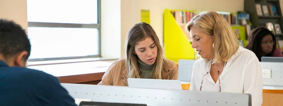 5 Questions to Ask Your Child’s Teacher During the Parent-Teacher Conference (PTC)