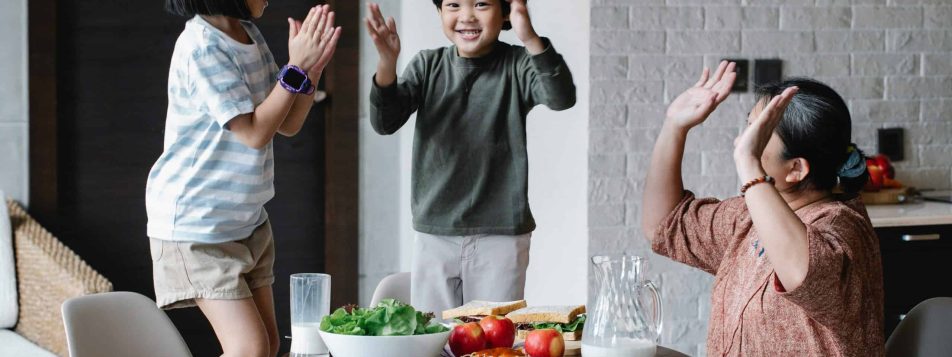 pexels alex green 5693386