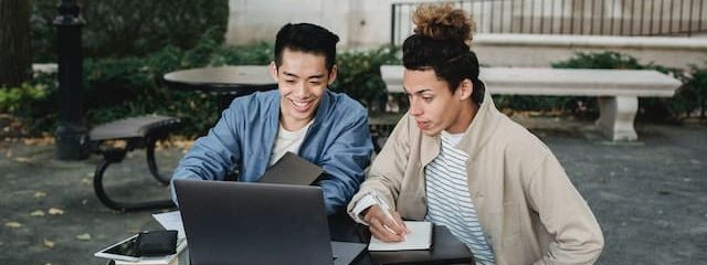 Students find internship programs Students find internship programs