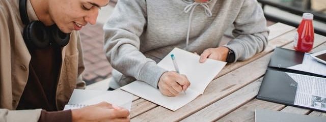 The Scholarship Essay – How to Write a Good Composition