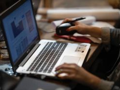 How to Evaluate the Impact of Online Employee Training