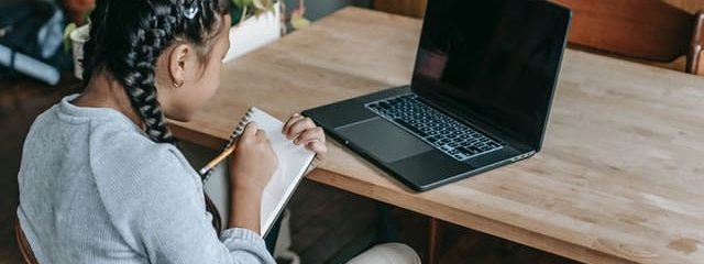 Defining Assessment Items from Learning Goals