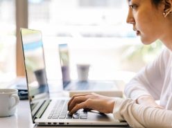 Cara pelajar berprestasi mempersiapkan tes IELTS.