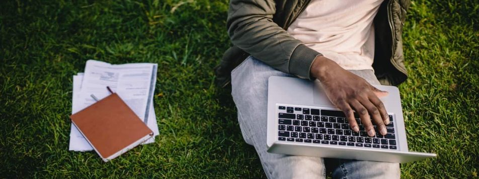 pexels ketut subiyanto 4560079