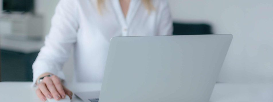 5 Reasons Why You Should Hire an Online Tutor