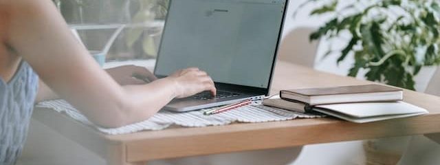 Secrets to Choosing Between Multiple Scholarships