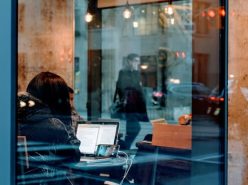 tim gouw v8pE7 pukyY unsplash