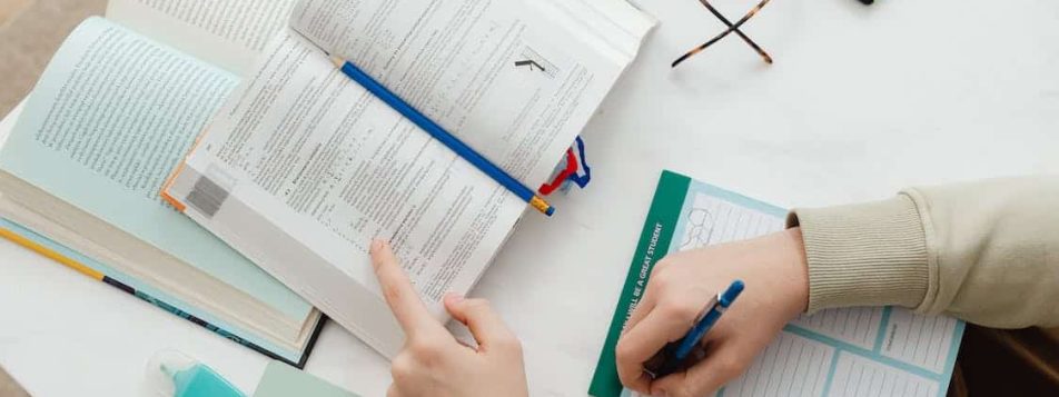 How to Avoid Distractions and Stay Focused How to Avoid Distractions and Stay Focused